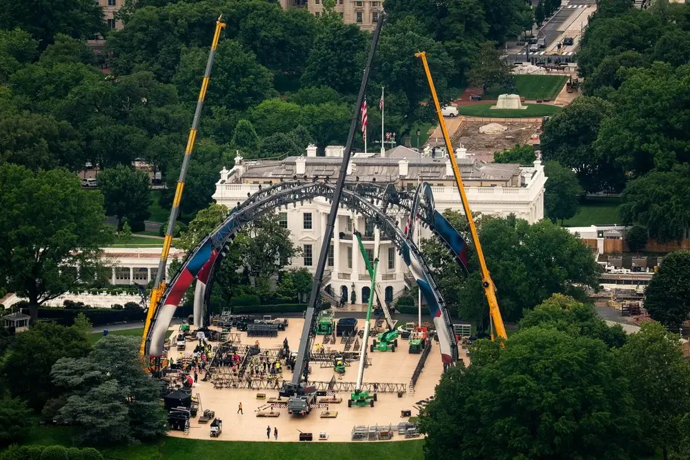 Arenă MMA la Casa Albă pentru a 80-a aniversare Trump