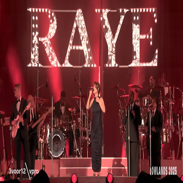 RAYE - live at Lowlands 2025 (2025)