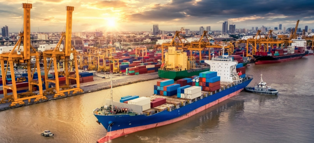 Air Freight Shipping Services.png