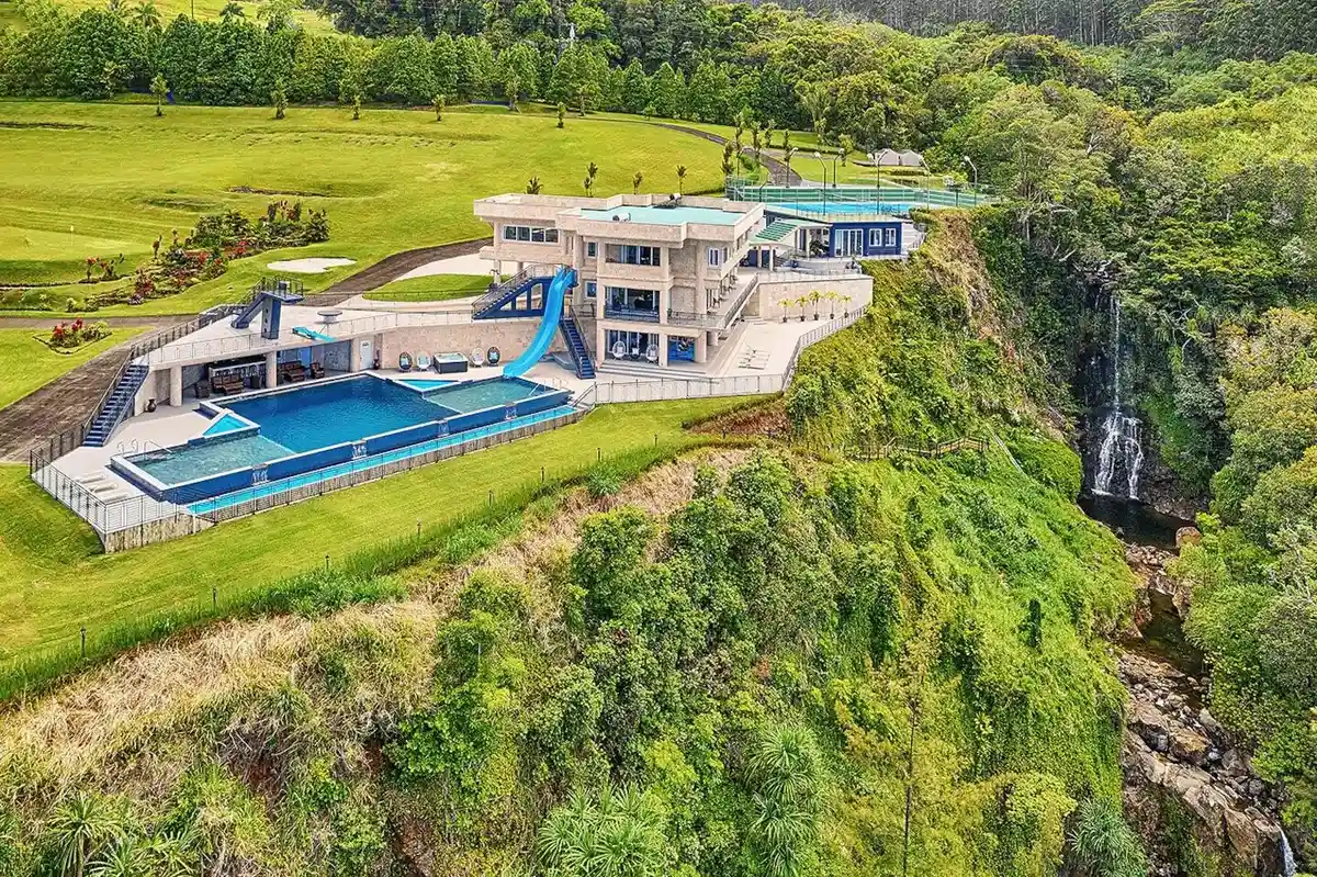 Slide-uri de apă epic la casele de vacanţă