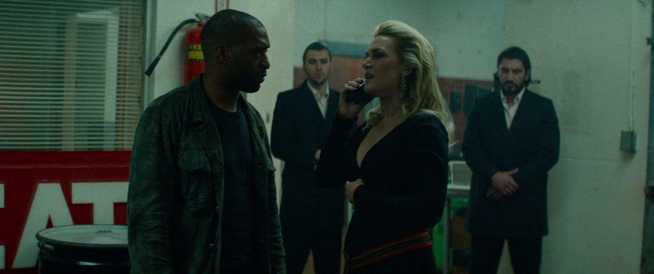 Triple 9 Screenshot