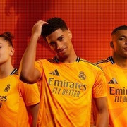 Mbappe rạng rỡ ra mắt trang phục thi đấu trên sân khách của Real Madrid