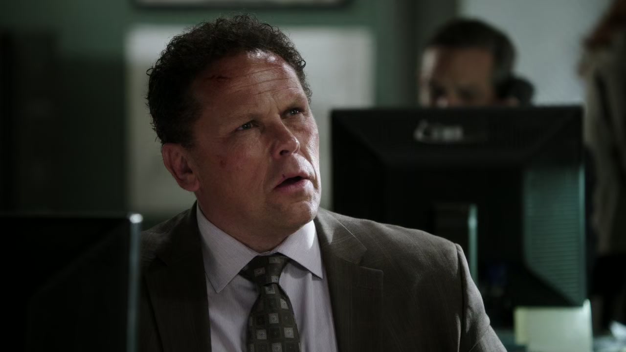 Person of Interest Screenshot