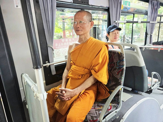 125.jpg