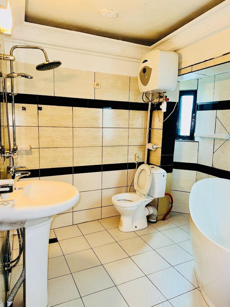 Chambre meublée à louer à Biteng, Yaoundé - 35000 FCFA/nuit