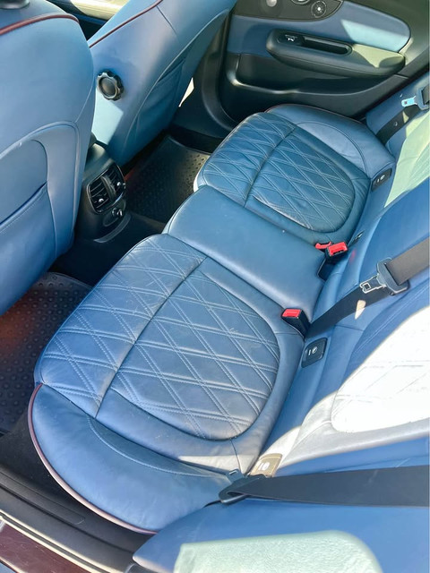 Mini-interior-rear