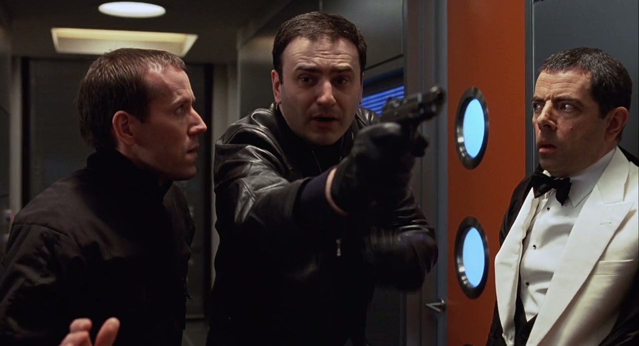Johnny English Screenshot
