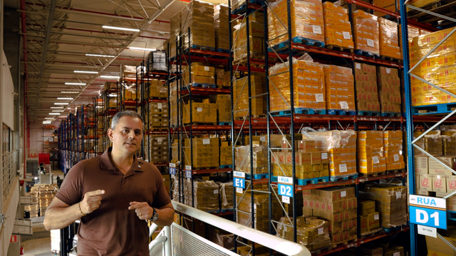 Armazenagem porta-pallets JMK
