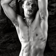 Dominic-Carisch092