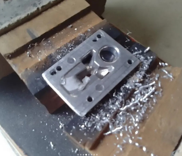 Venture-baseplate-closeup