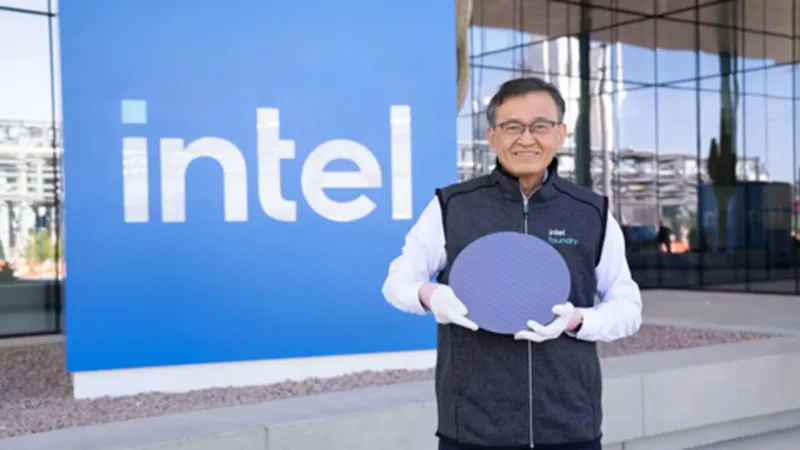 Акции Intel взлетели на 16% после отчета: возрождение чипмейкера