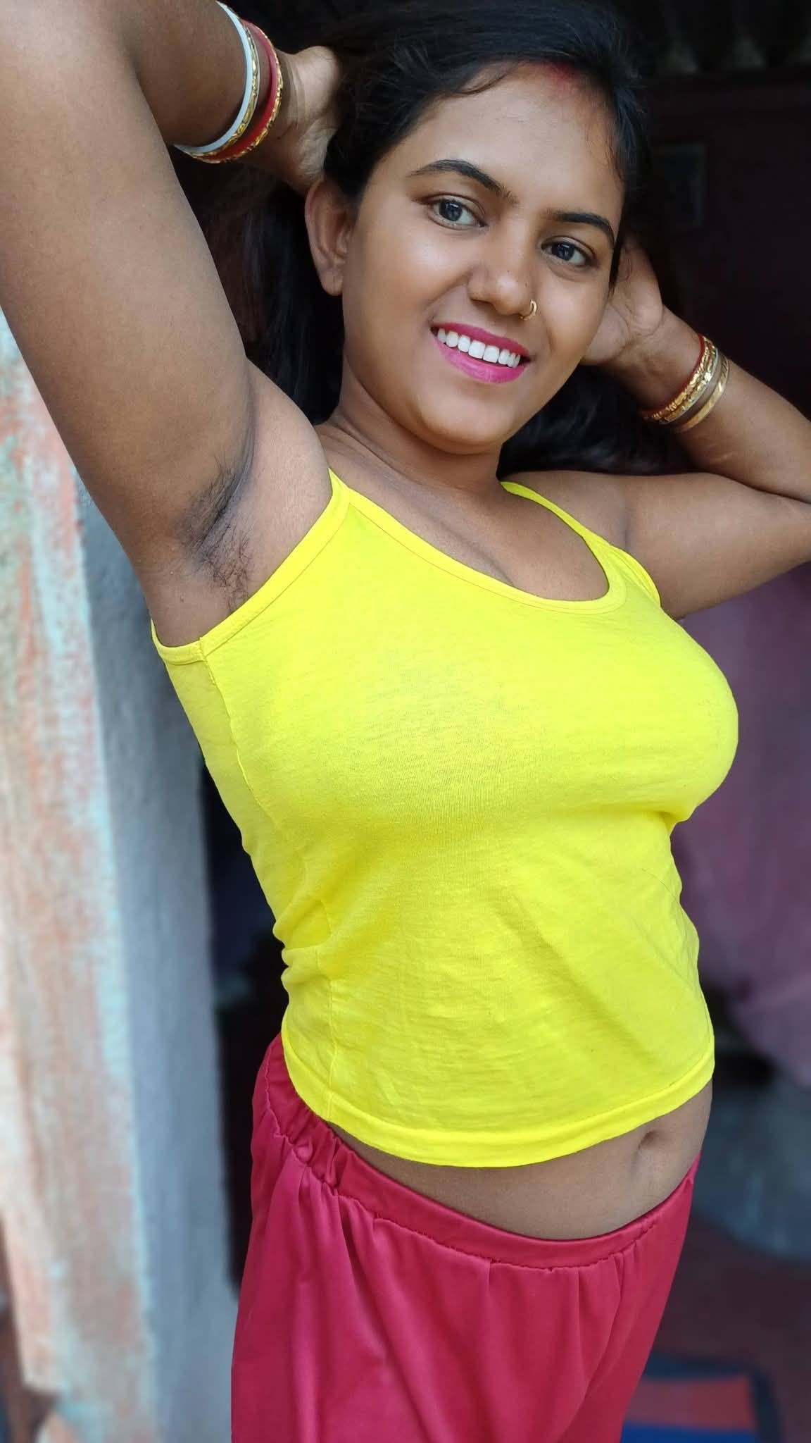Desi Girl Armpit Close Up