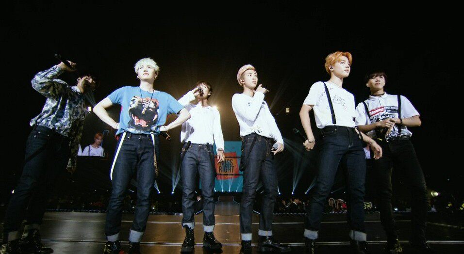 2015 BTS LIVE 花様年華 防弾少年団 ライブ 輸入盤 K-POPミュージックBD Blu-ray