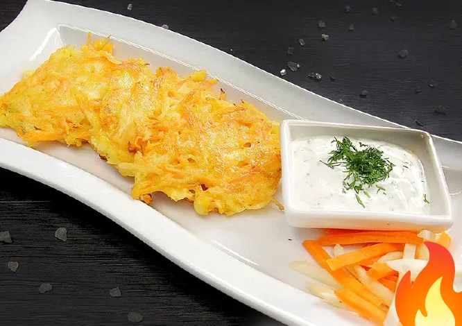 Постер Латкес - овощные оладьи (драники)