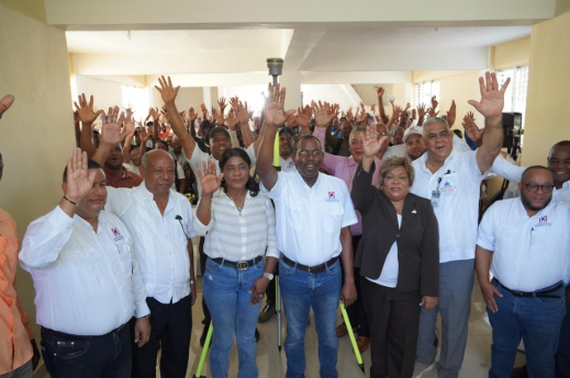 UTECT otorgará más de nueve mil títulos de propiedad a familias de Santo Domingo Norte   .