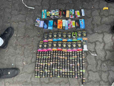 DNCD intercepta 100 vapers lleno de un líquido presumiblemente marihuana en el puerto de Haina Oriental.   .