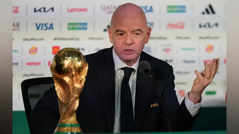 الفيفا يلغي خطة بيع كأس العالم بعد معارضة واسعة من أعضائه