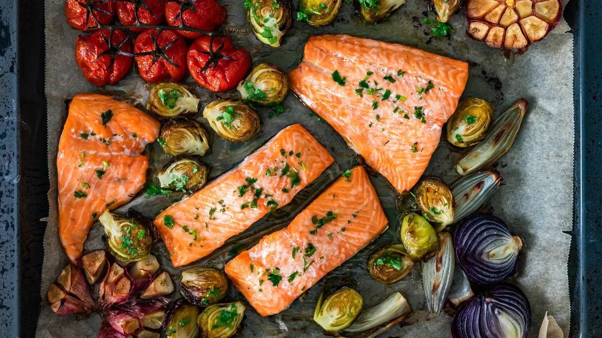 The Secret to Elevating Baked Salmon: A Flavorful Honey Mustard Sauce