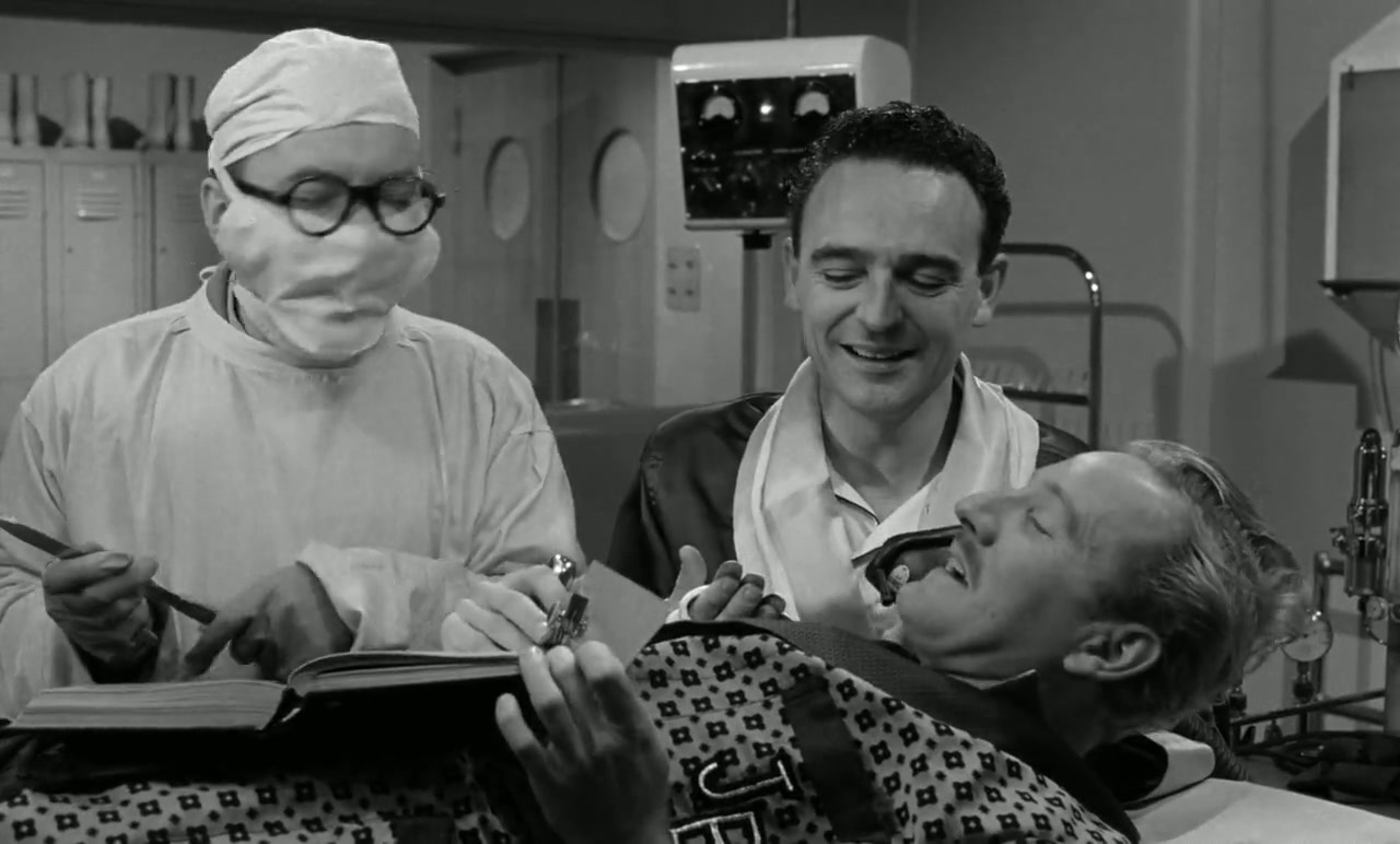 Carry on Nurse Screenshot
