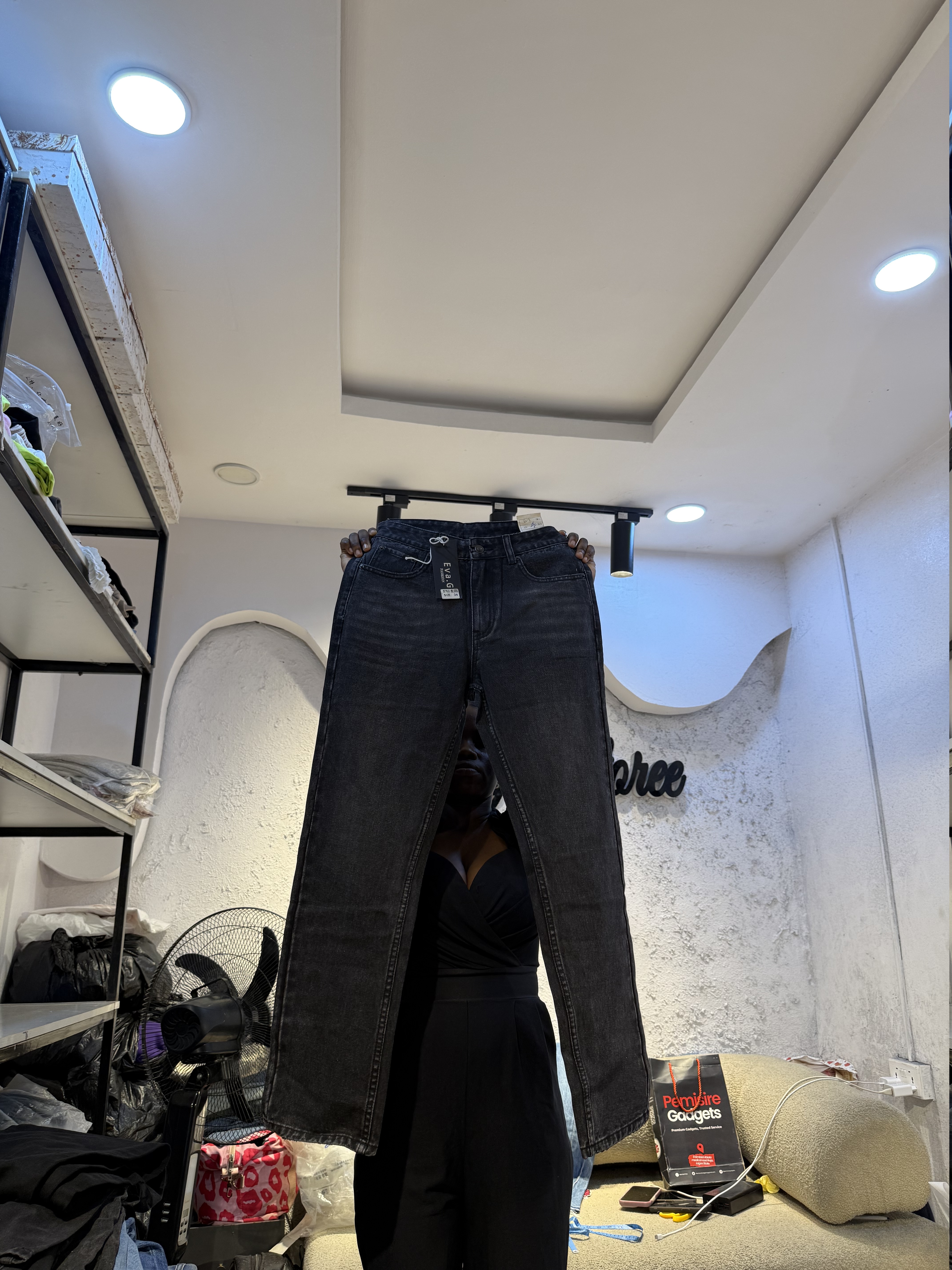 Waist 30