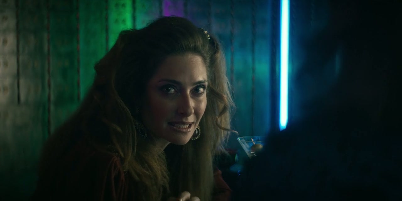 Dirty John Screenshot