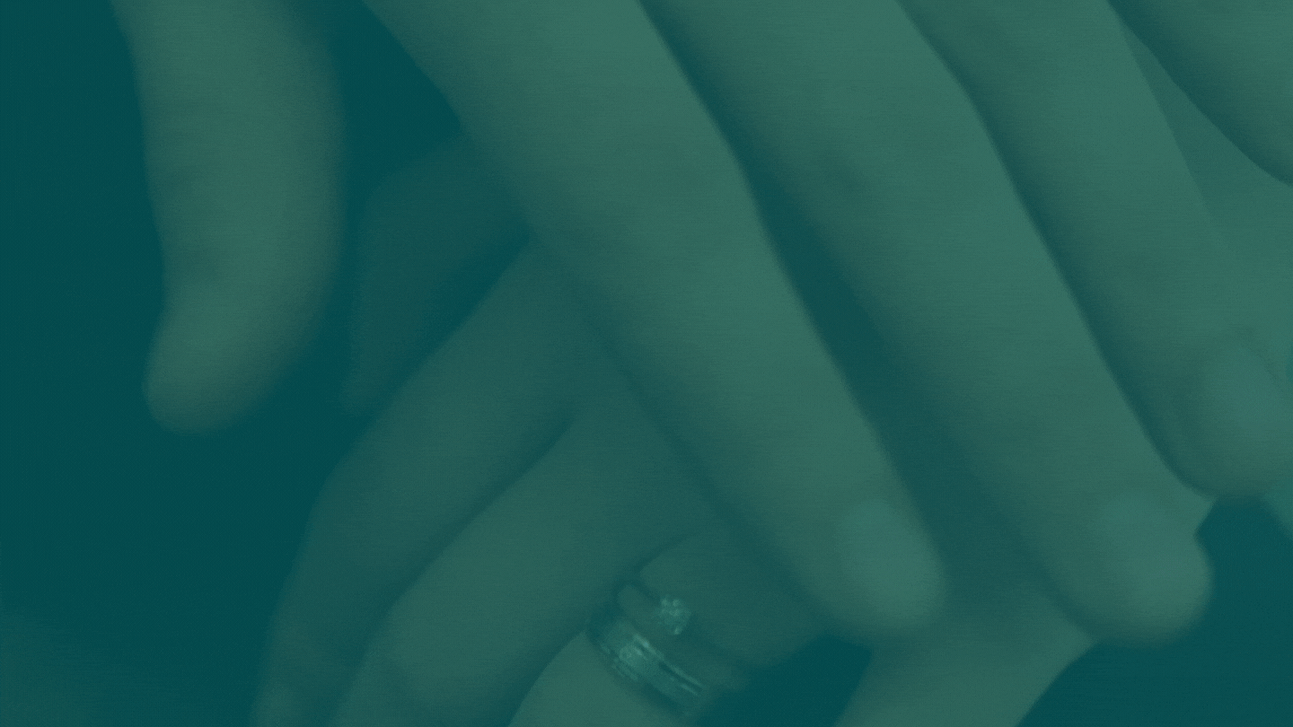 https://i.ibb.co/xSQVvPh/Tiyah-et-Ace.gif