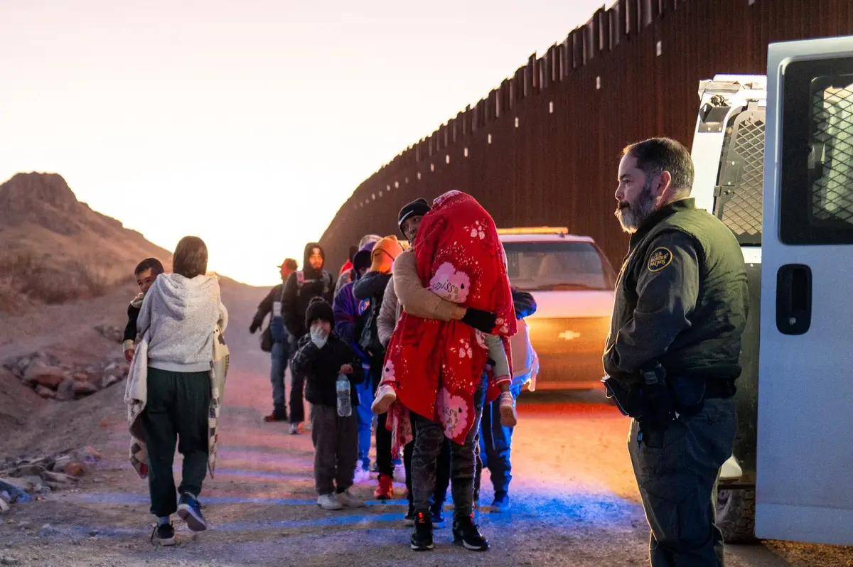 Curtea Supremă din SUA dă câștig de cauză lui Trump în privința imigrației