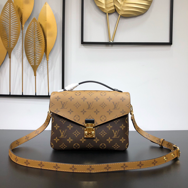 Lv M44876