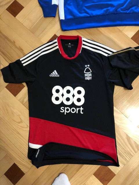 forest-black.jpg