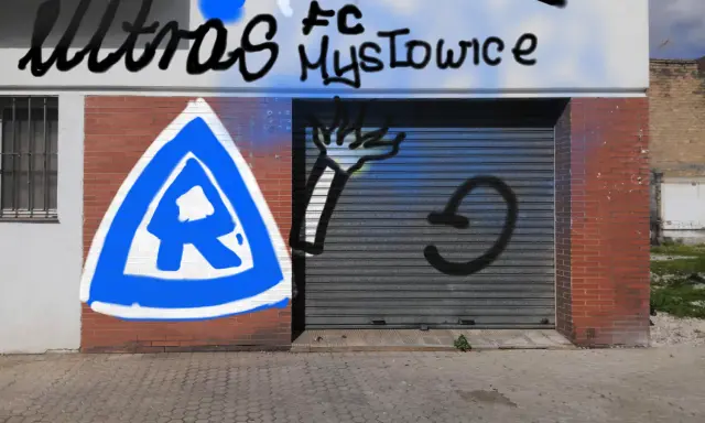 Graffiti artwork by Pico
