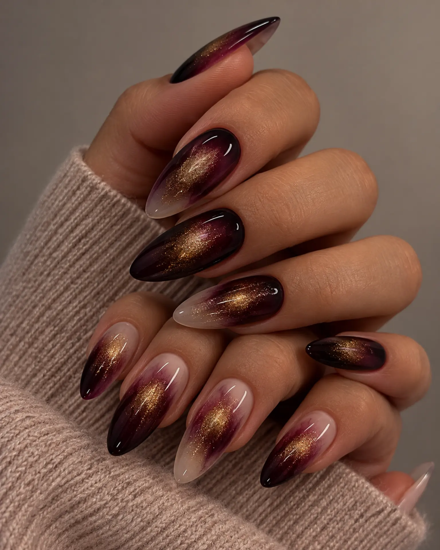 Gold Dust Aura manicure inspiration for dark aura nail ideas