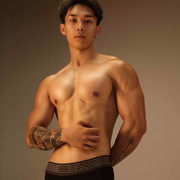 Gummy boy 5