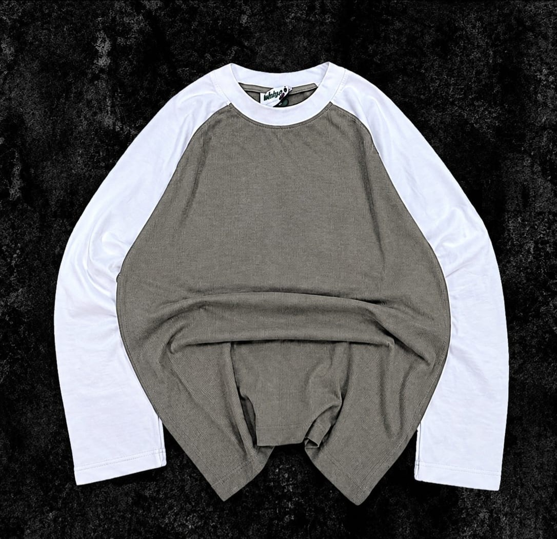 Raglan long sleeve t-shirt - photo 2