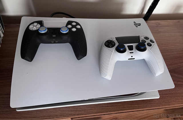 Ps5 + 2 x Dualsense + 3 hry