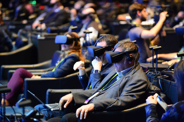 intel-vr-headsets.jpg
