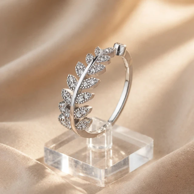 silver leaf ring luxury.webp