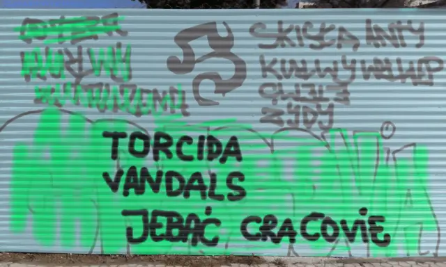 Graffiti artwork by TorcidaVandals