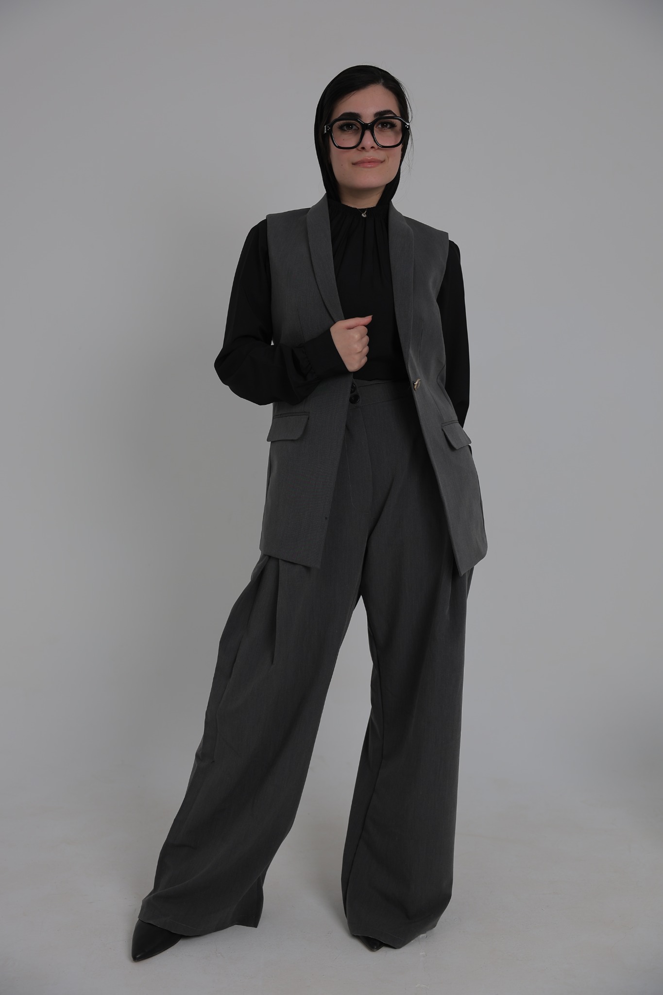 Presence Curvy V. Suit