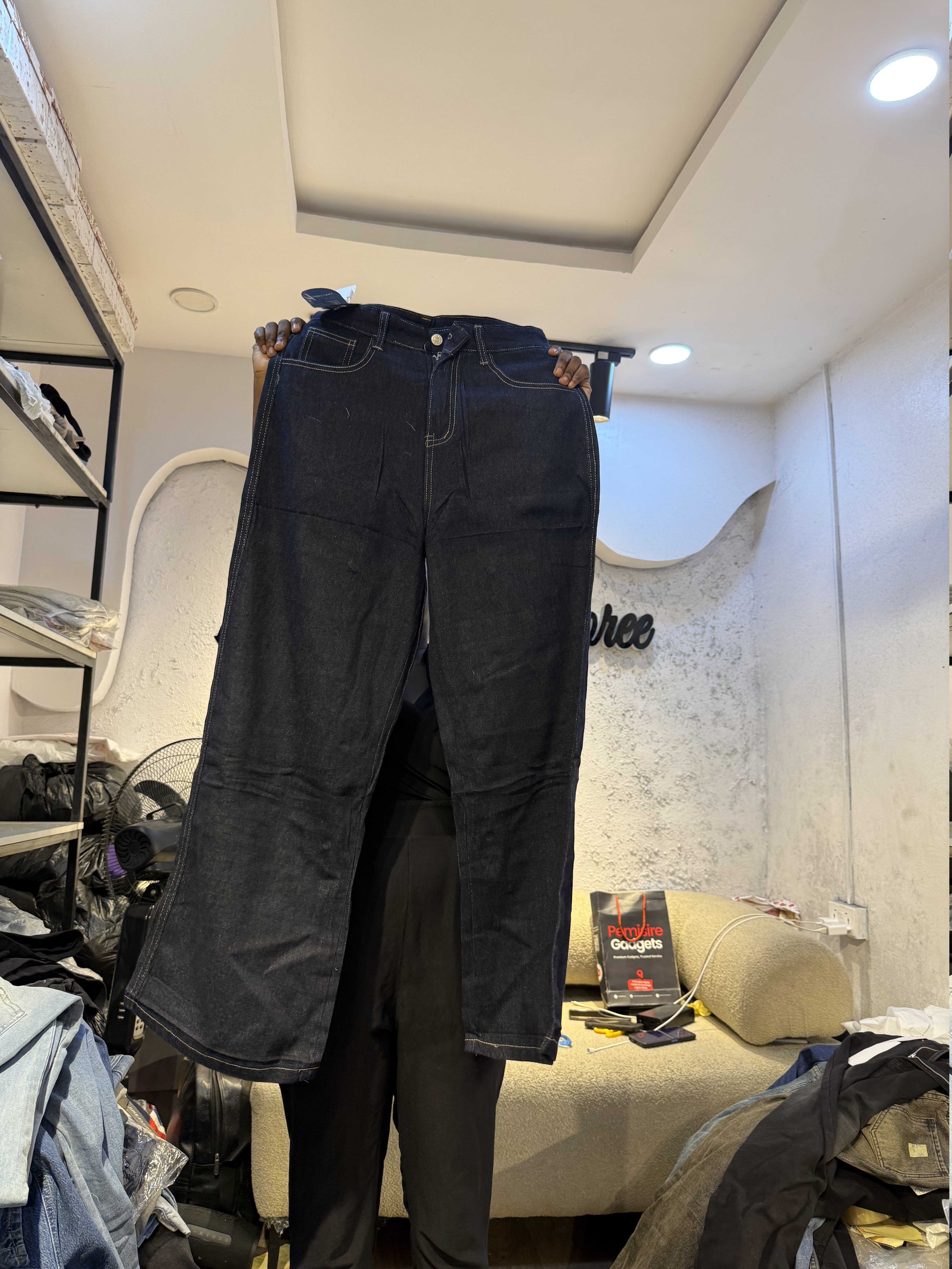 Waist 30