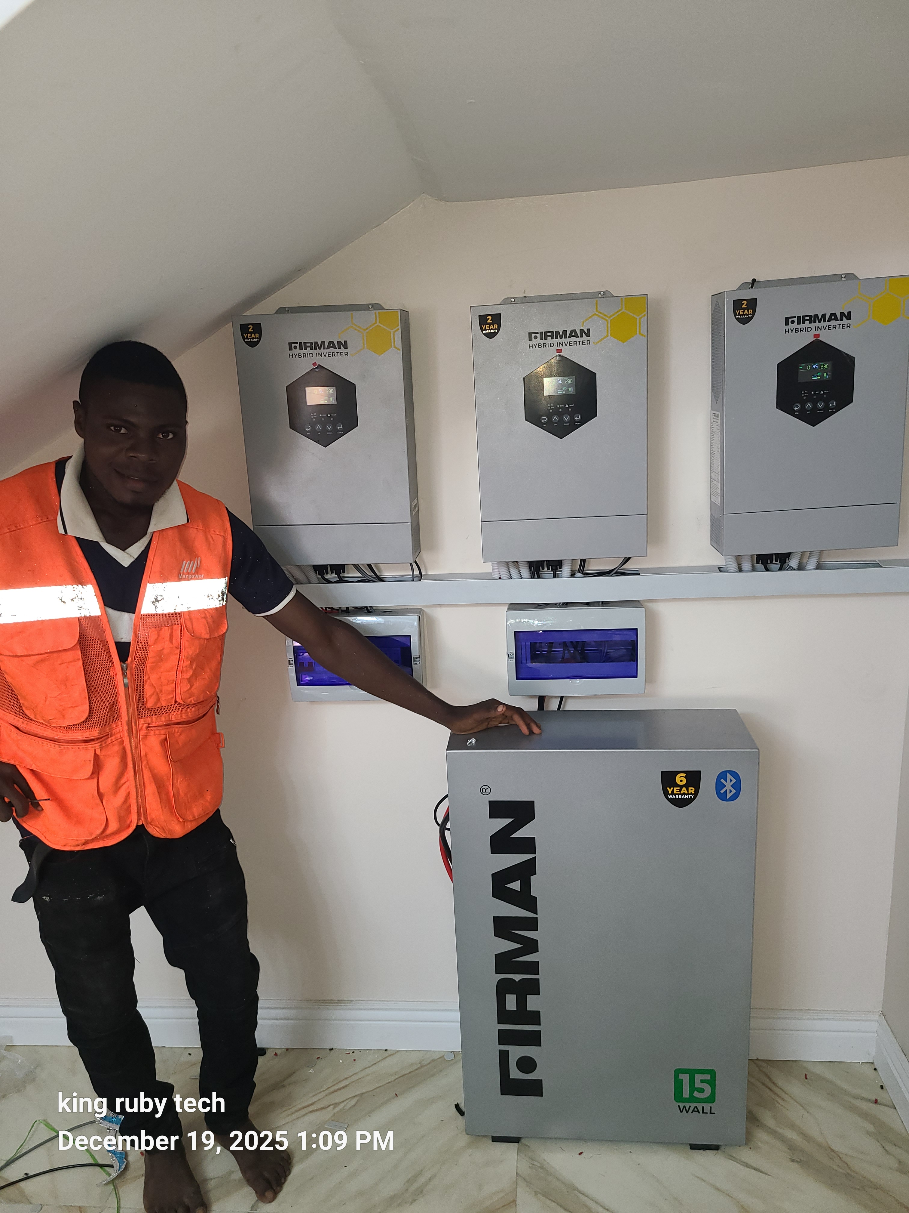 15kw firman solar and inverter hybrid system (5kw each) With 15kwh firman lithium  battery