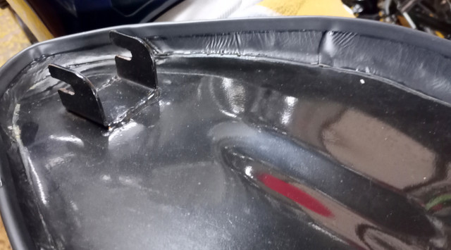saddle 1