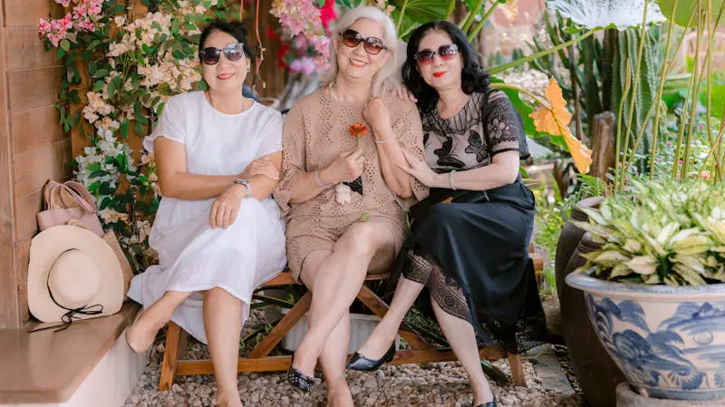 25 Questions to Ask Your Mom About Life's Friendships