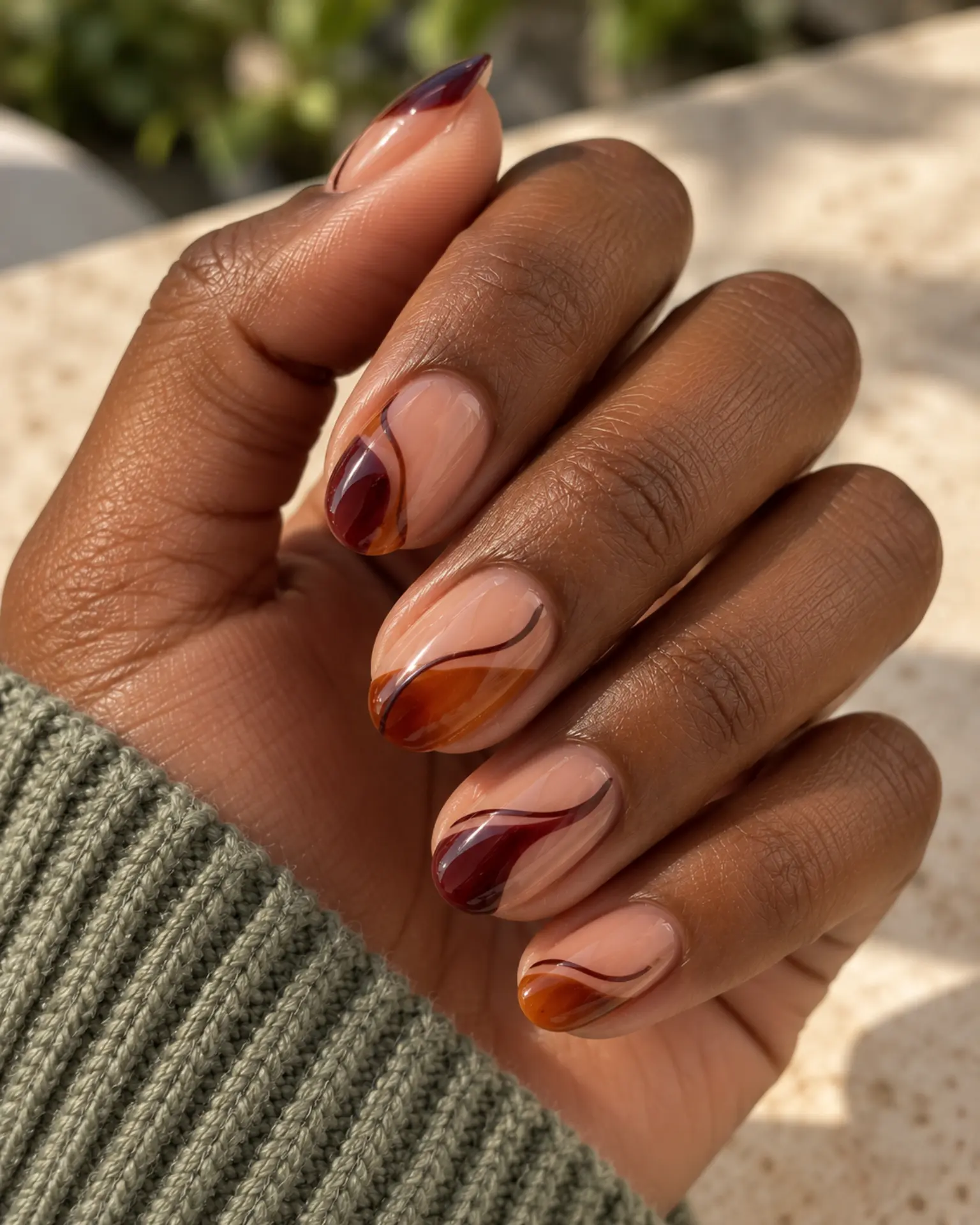 Halloween Fine-Line Swirl manicure inspiration for halloween nail ideas