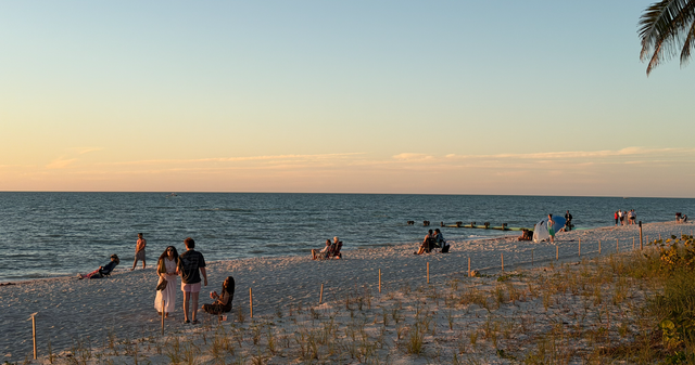 [Image: Naples-Beach-Florida1.png]