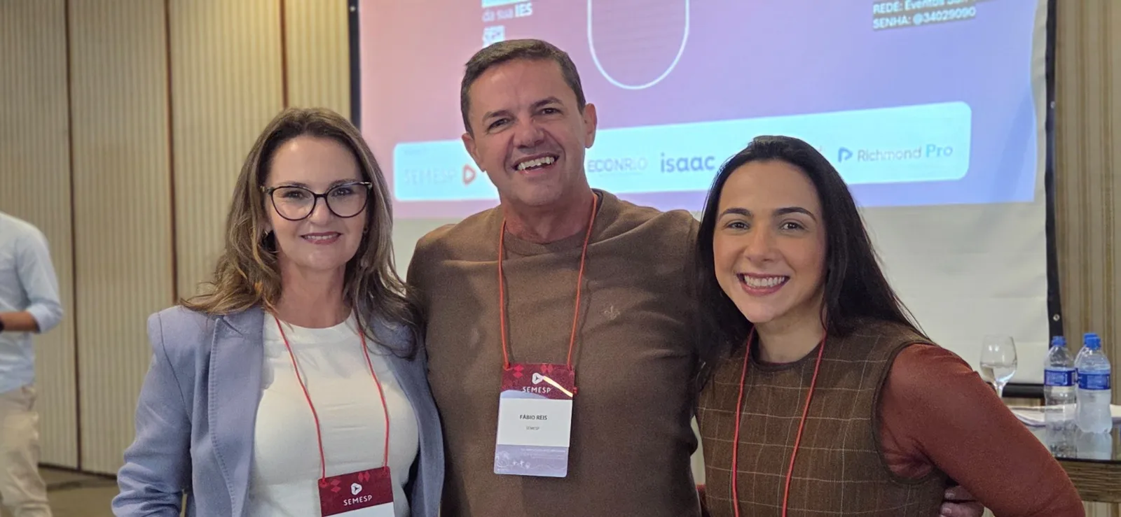 Gláucia Com Fernanda Mesquita Serva E Fábio Reis