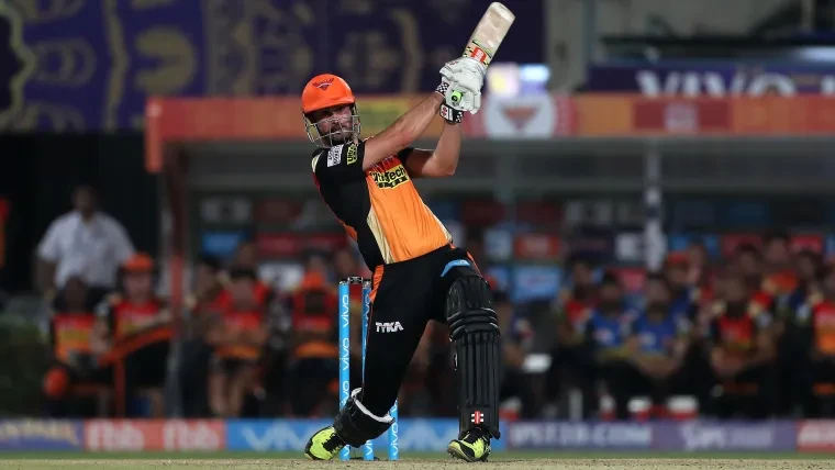Top 5 Best Innings in IPL Playoffs and Finals History