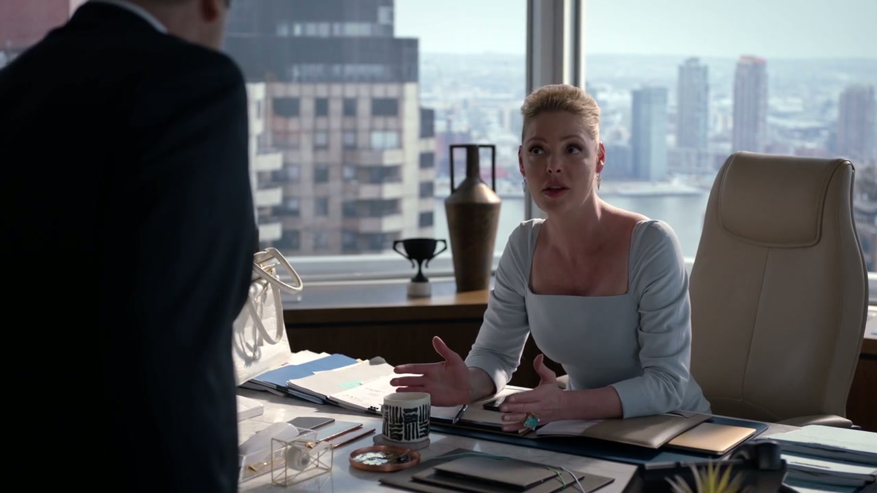 Suits Screenshot