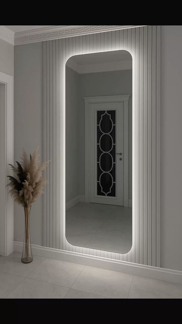 LitMirror India — LMI 04