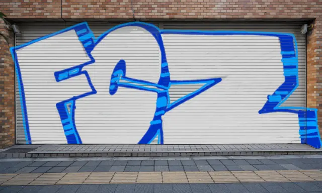 Graffiti artwork by Warzawa