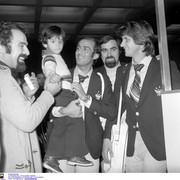 3-11-76 Η ΕΠΙΣΤΡΟΦΗ